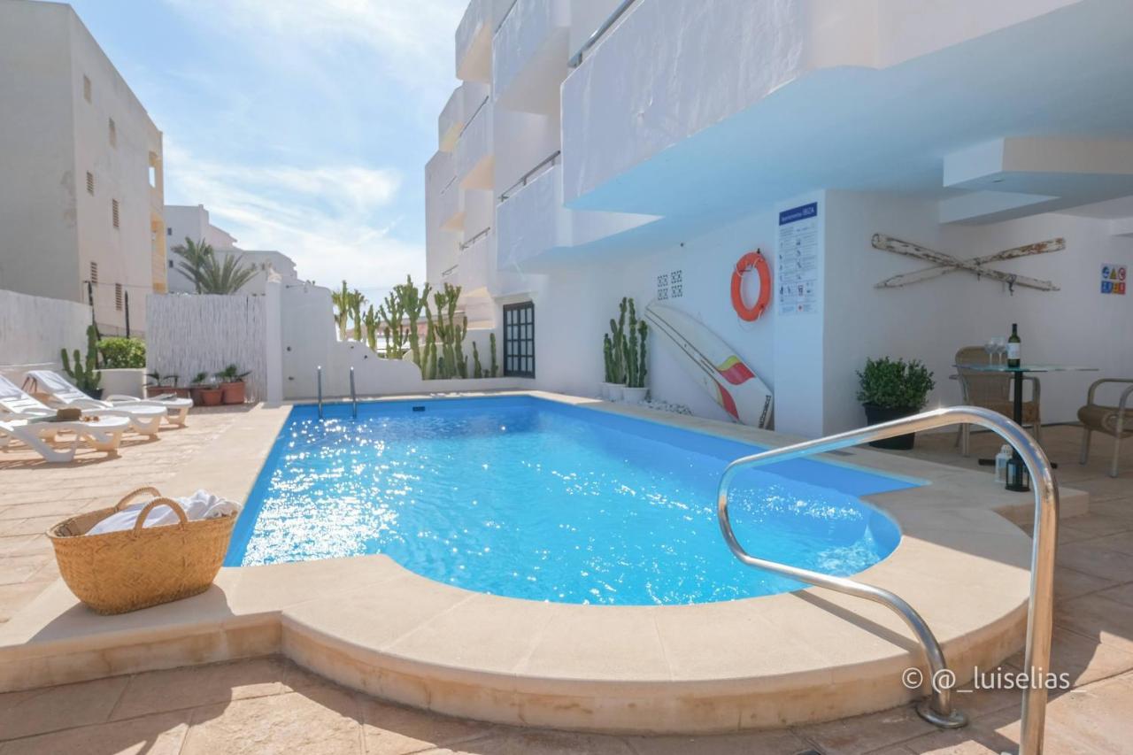 Apartamentos Ibiza Colonia de Sant Jordi Esterno foto